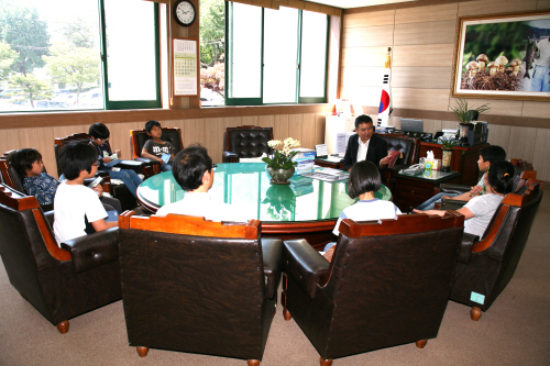송포초등학교 학생 의회 견학