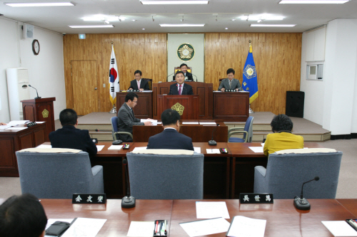 제184회 양양군의회 임시회 개의