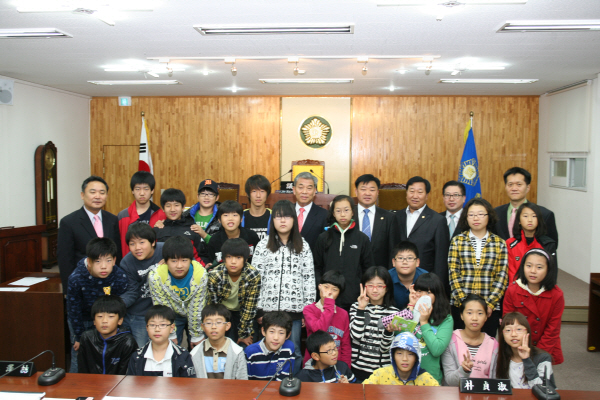 양양초등학교 학생 의회 견학
