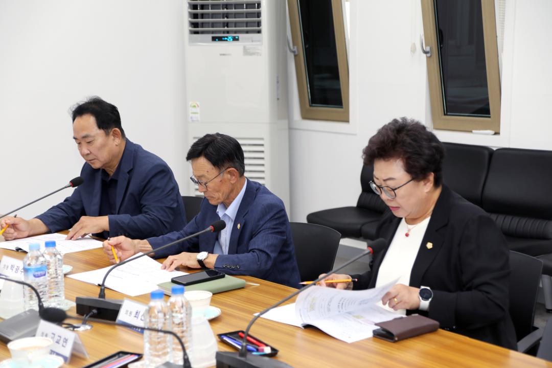 '집행부와의 의원간담회' 게시글의 사진(4) '2025-07-18 집행부와의 의원간담회(1층 회의실) (4).jpg' '집행부와의 의원간담회' 게시글의 사진(4) '2025-07-18 집행부와의 의원간담회(1층 회의실) (4).jpg'