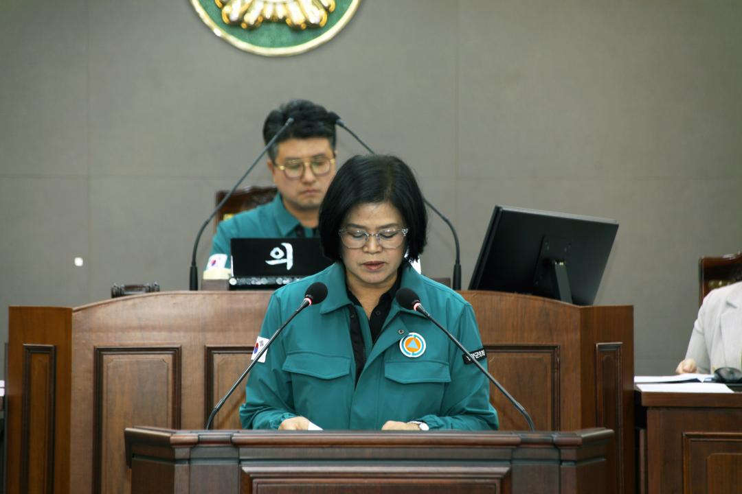 '제289회 양양군의회 임시회 제1차 본회의' 게시글의 사진(3) '2025-08-25 제289회 양양군의회 임시회 (6).jpg'