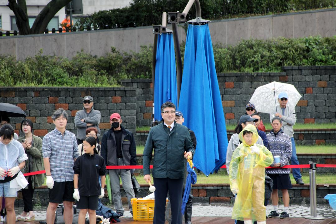 '2025 양양연어축제' 게시글의 사진(1) '2025-10-24 2025 양양연어축제(양양남대천 일원) (11) 복사.jpg'
