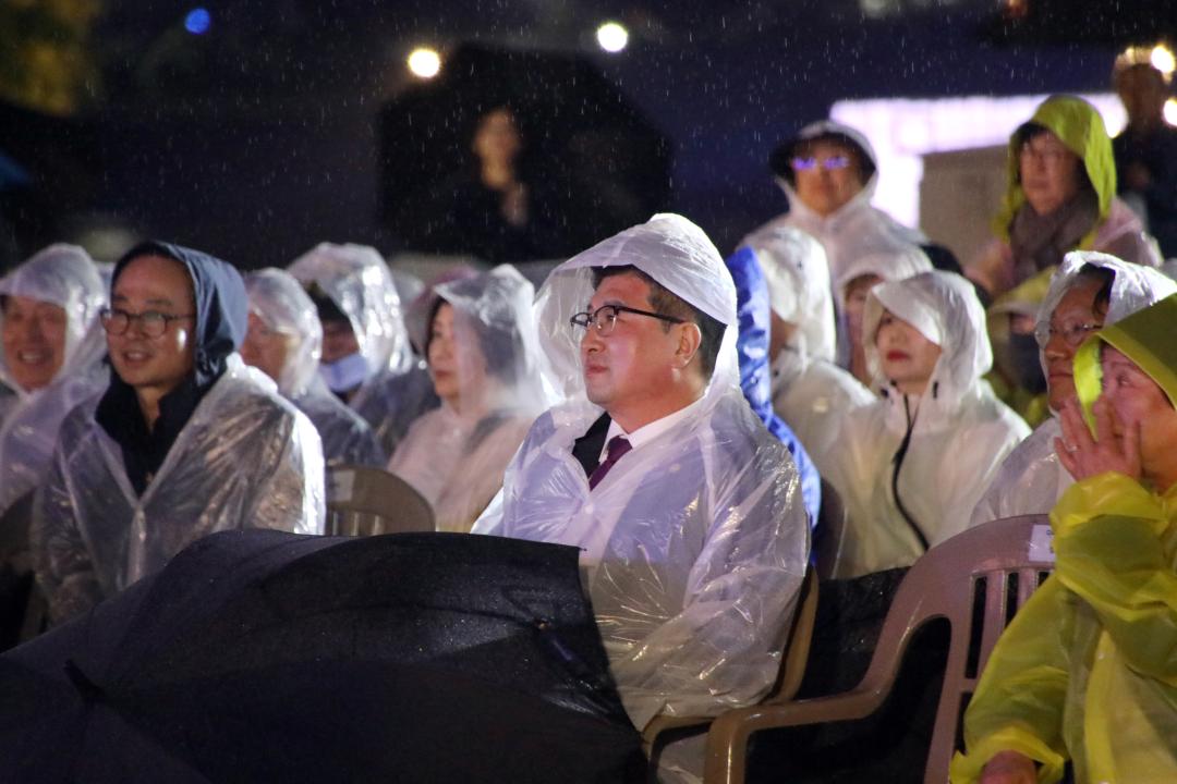 '2025 양양송이축제 개막식' 게시글의 사진(2) '2025-10-10 2025 양양송이축제 개막식(남대천 둔치) (18) 복사.jpg'