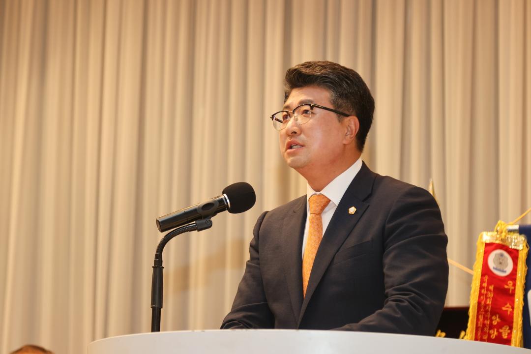 '양양라이온스클럽 창립 제41주년 기념식 및 이취임식' 게시글의 사진(1) '2025-06-28 양양라이온스클럽 창립 제41주년 기념식 및 이취임식(쏠비치) (1).JPG'