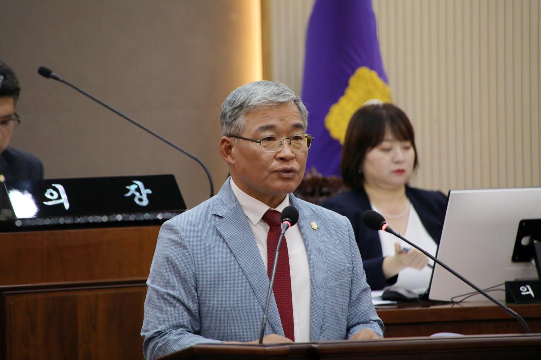 '제288회 양양군의회 정례회 제4차 본회의(군정질문)' 게시글의 사진(3) '2025-06-25 제288회 양양군의회 정례회 제4차 본회의(본회의장) (12) 복사.jpg'