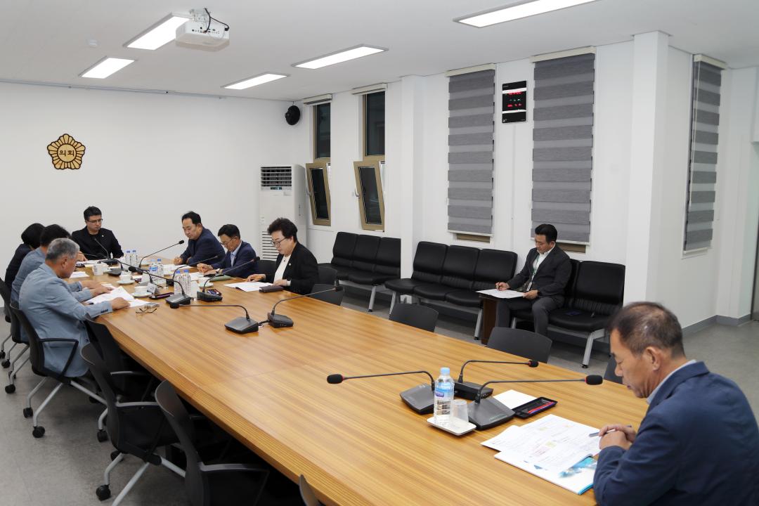 '집행부와의 의원간담회' 게시글의 사진(2) '2025-07-18 집행부와의 의원간담회(1층 회의실) (2).jpg' '집행부와의 의원간담회' 게시글의 사진(2) '2025-07-18 집행부와의 의원간담회(1층 회의실) (2).jpg'