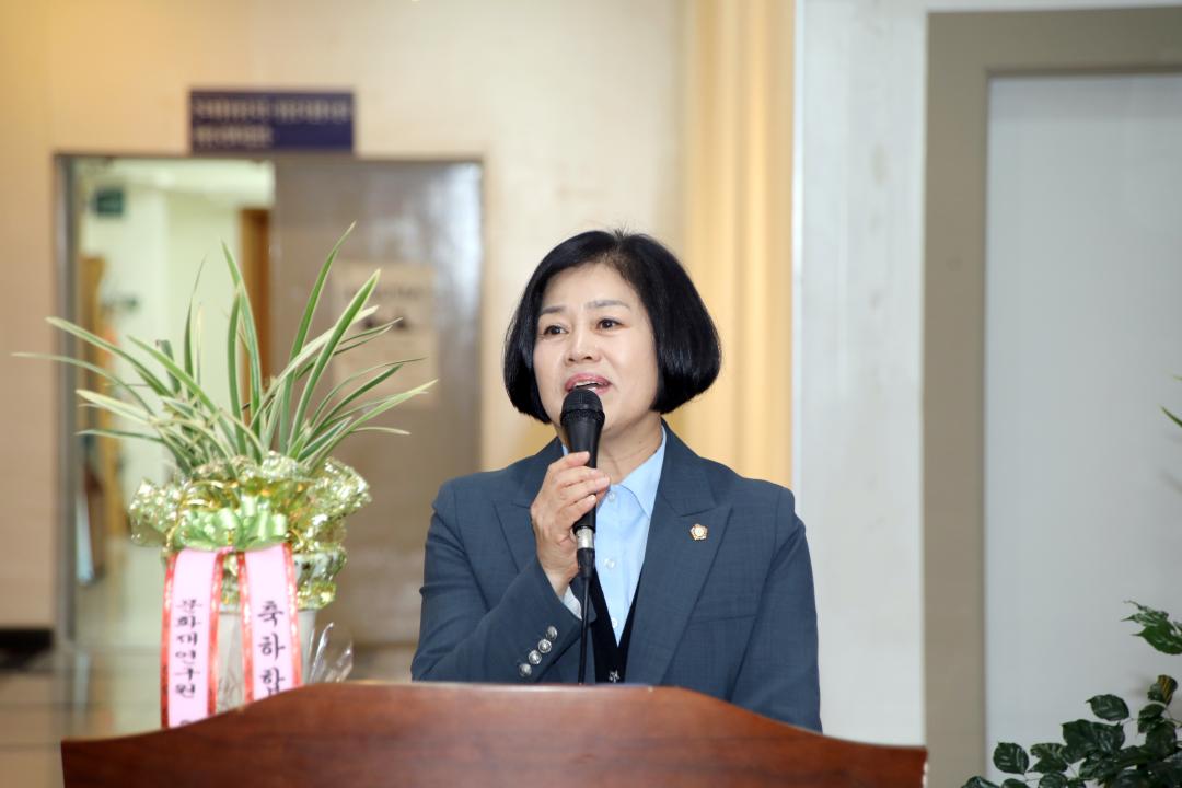 '제8회 양양종합예술제 양양사진작가협회 작품전시 커팅식' 게시글의 사진(5) '2025-10-14 제8회 양양종합예술제 양양사진작가협회 작품전시 커팅식(문화복지회관) (6).jpg'