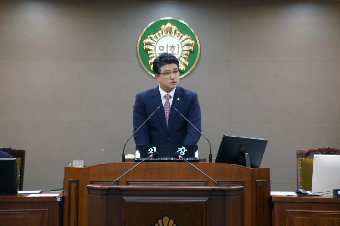 '제288회 양양군의회 정례회 제1차 본회의' 게시글의 사진(2) '2025-06-16 제288회 양양군의회 정례회 제1차 본회의(본회의장) (3).jpg'