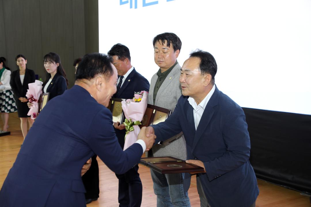 '2025 강원특별자치도시군의회 한마음 행사 개회식' 게시글의 사진(6) '2025-09-29~09-30 2025 강원특별자치도시군의회 한마음 행사(평창국민체육센터) (164) 복사.jpg'