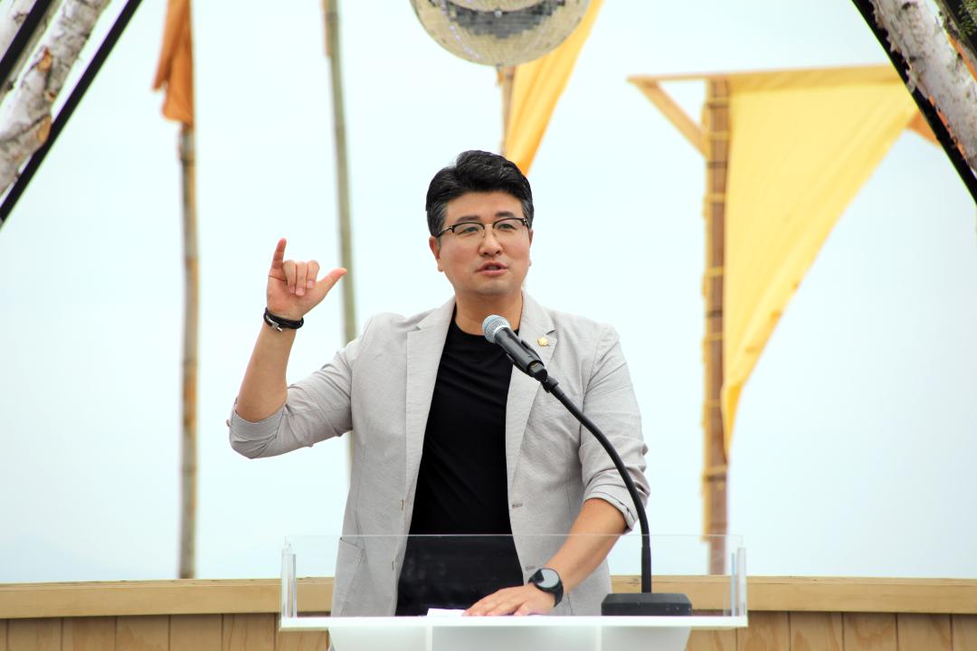 '양양하조대 마을 공동 페스티벌 개회식' 게시글의 사진(3) '2025-08-09 양양하조대 마을 공동 페스티벌 개회식(서피비치) (7).jpg'