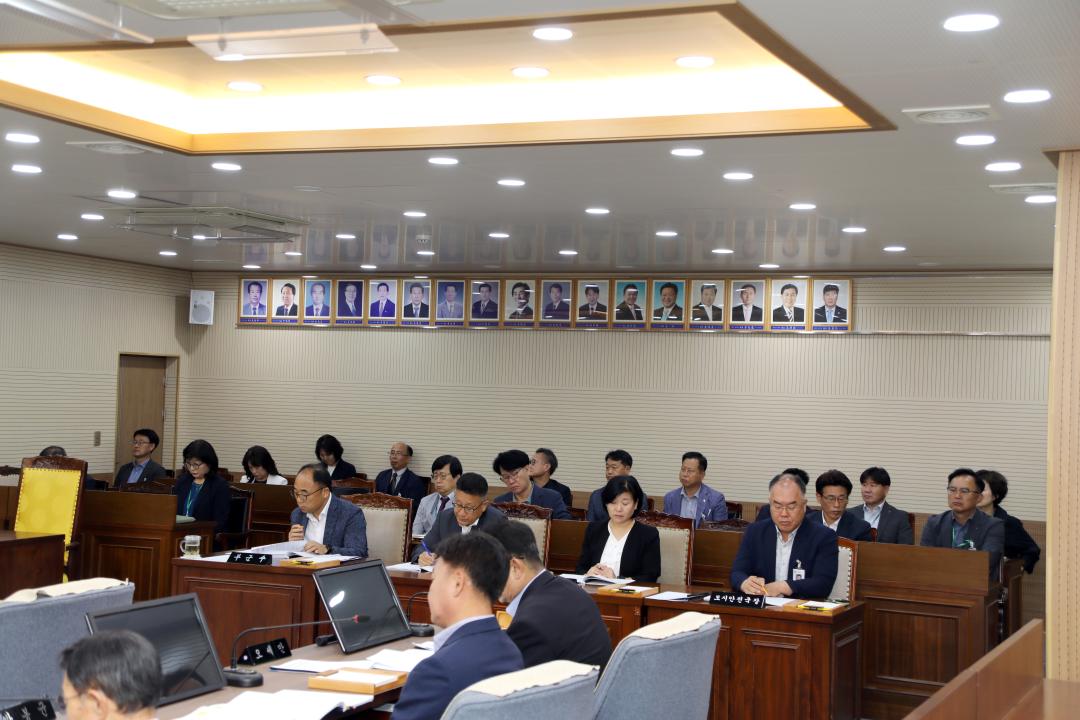 '제288회 양양군의회 정례회 제2차 본회의(군정질문)' 게시글의 사진(5) '2025-06-23 제288회 양양군의회 정례회 제2차 본회의(본회의장) (5).jpg'