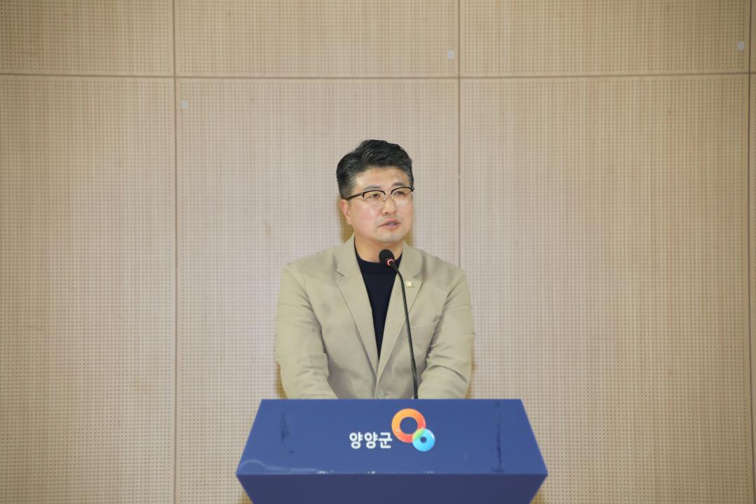 '제8회 양양군수기 배드민턴대회' 게시글의 사진(3) '2025-11-16 제8회 양양군수기 배드민턴대회(양양국민체육센터) (12) 복사.jpg'