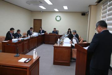 제217회 임시회 조례심사특별위원회 개회