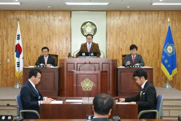 제194회 양양군의회 임시회 개회