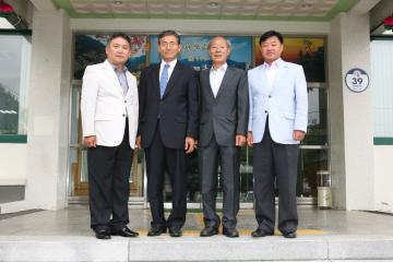 결산검사위원 위촉장 수여