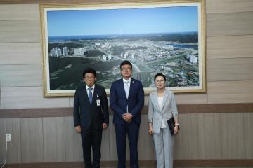 양양군의회 인사발령장 수여식