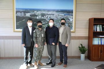 의정발전 유공공무원 도의장 표창 전수 