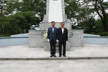 후반기 의장단 충혼탑 참배